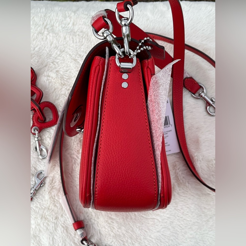 NWT ❤️Coach Cassie 19 Red Sport in Pebble Leather. 3 straps & dust bag included - Picture 10 of 16